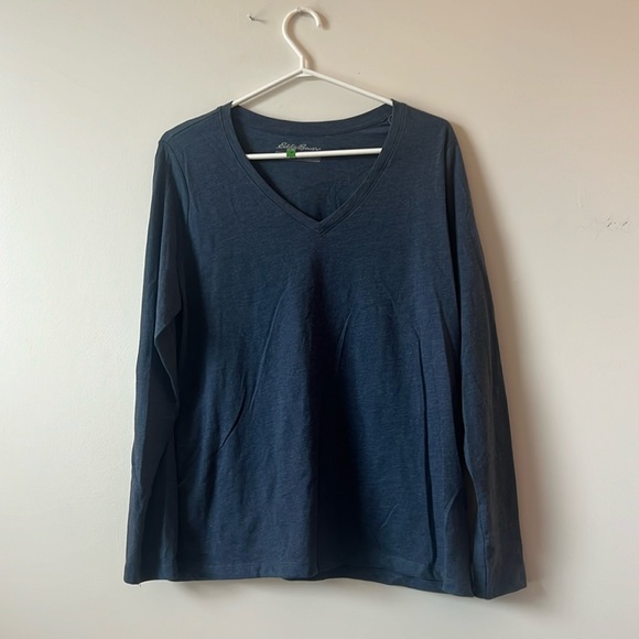 Eddie Bauer, long sleeve V-neck shirt - Picture 1 of 5